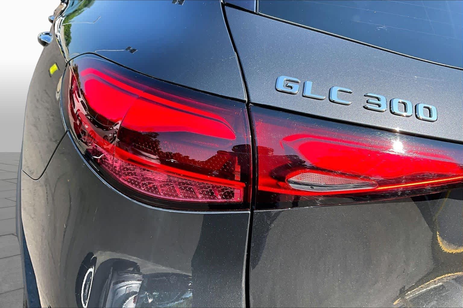 Used 2024 Graphite Grey Metallic Mercedes-Benz GLC 300 image 55