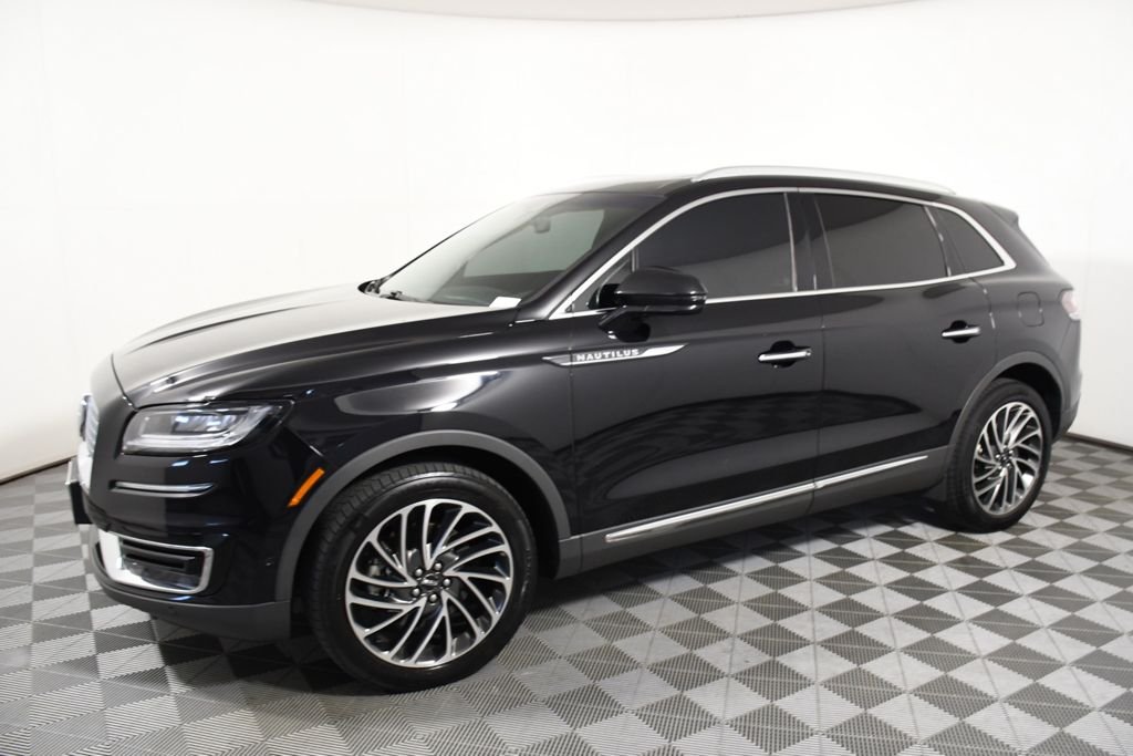 Used 2020 Lincoln Nautilus Reserve with VIN 2LMPJ8KP2LBL10660 for sale in Richfield, Minnesota