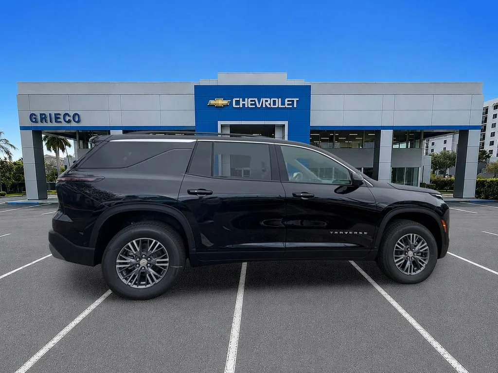 2026 Chevrolet Traverse LT - Photo 7
