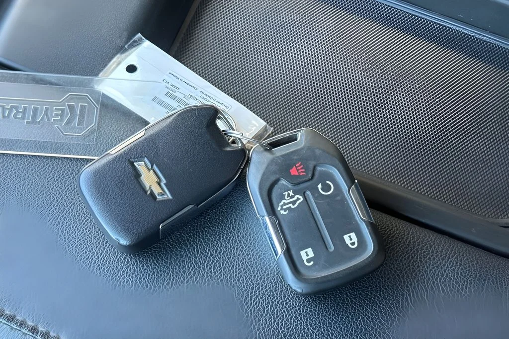 Used 2020 Black Chevrolet LT image 11