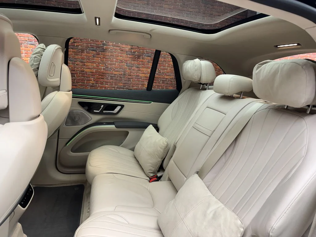 Used 2024 Green Mercedes-Benz 450 image 22