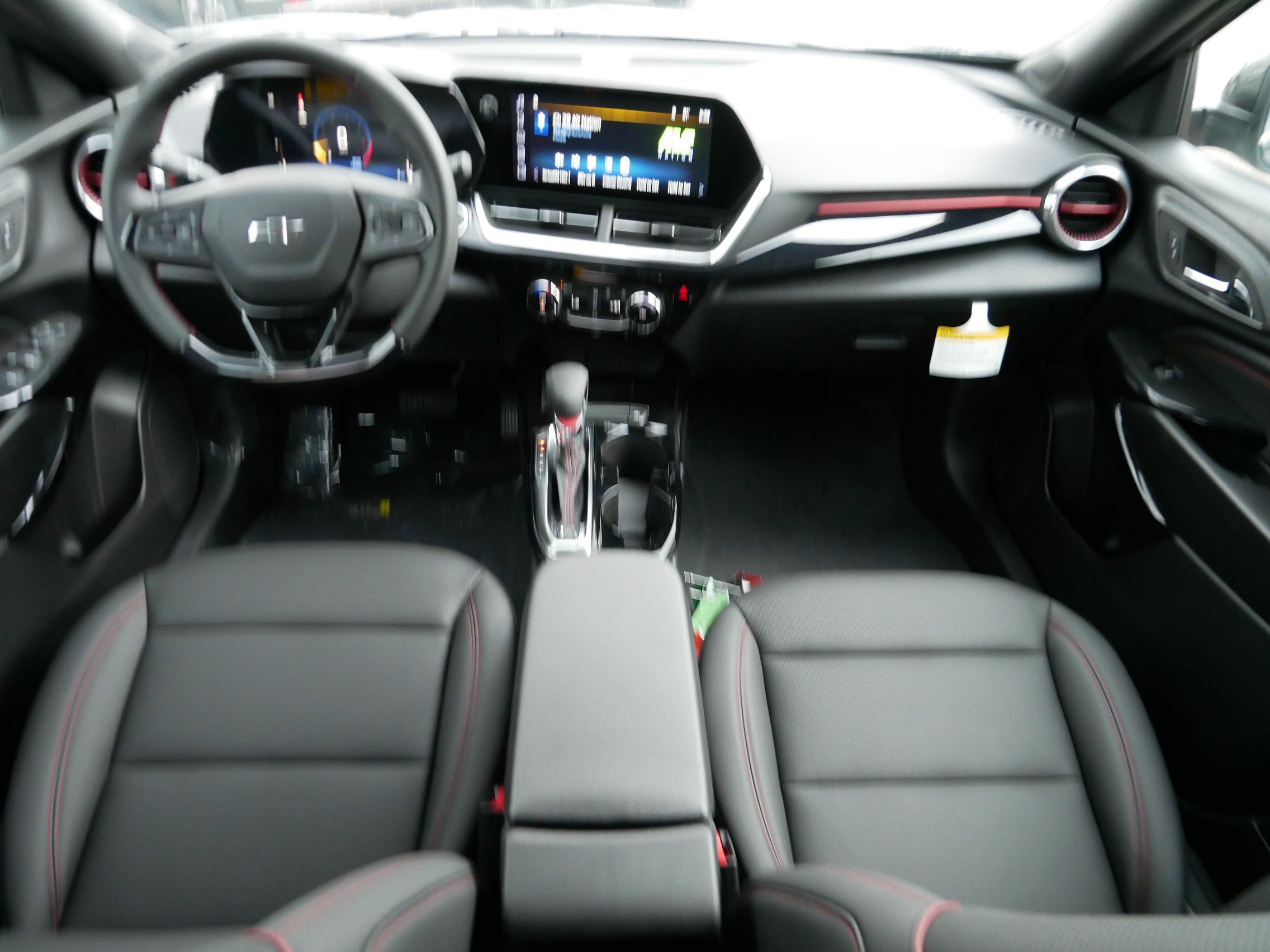2026 Chevrolet Trax RS - Photo 6