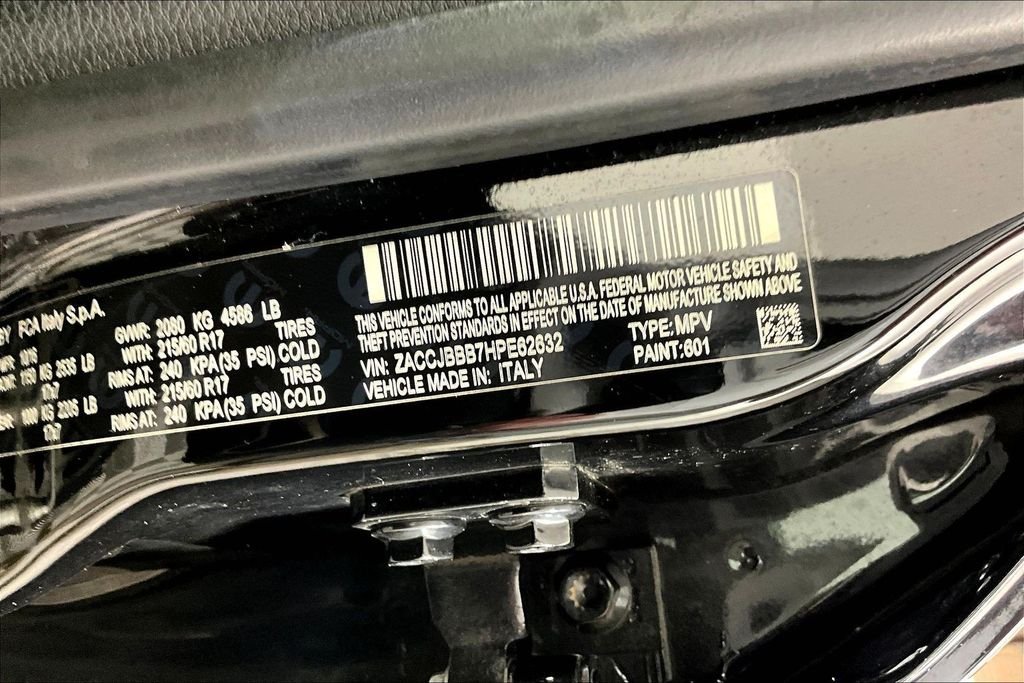 Used 2017 Black Jeep Latitude image 17