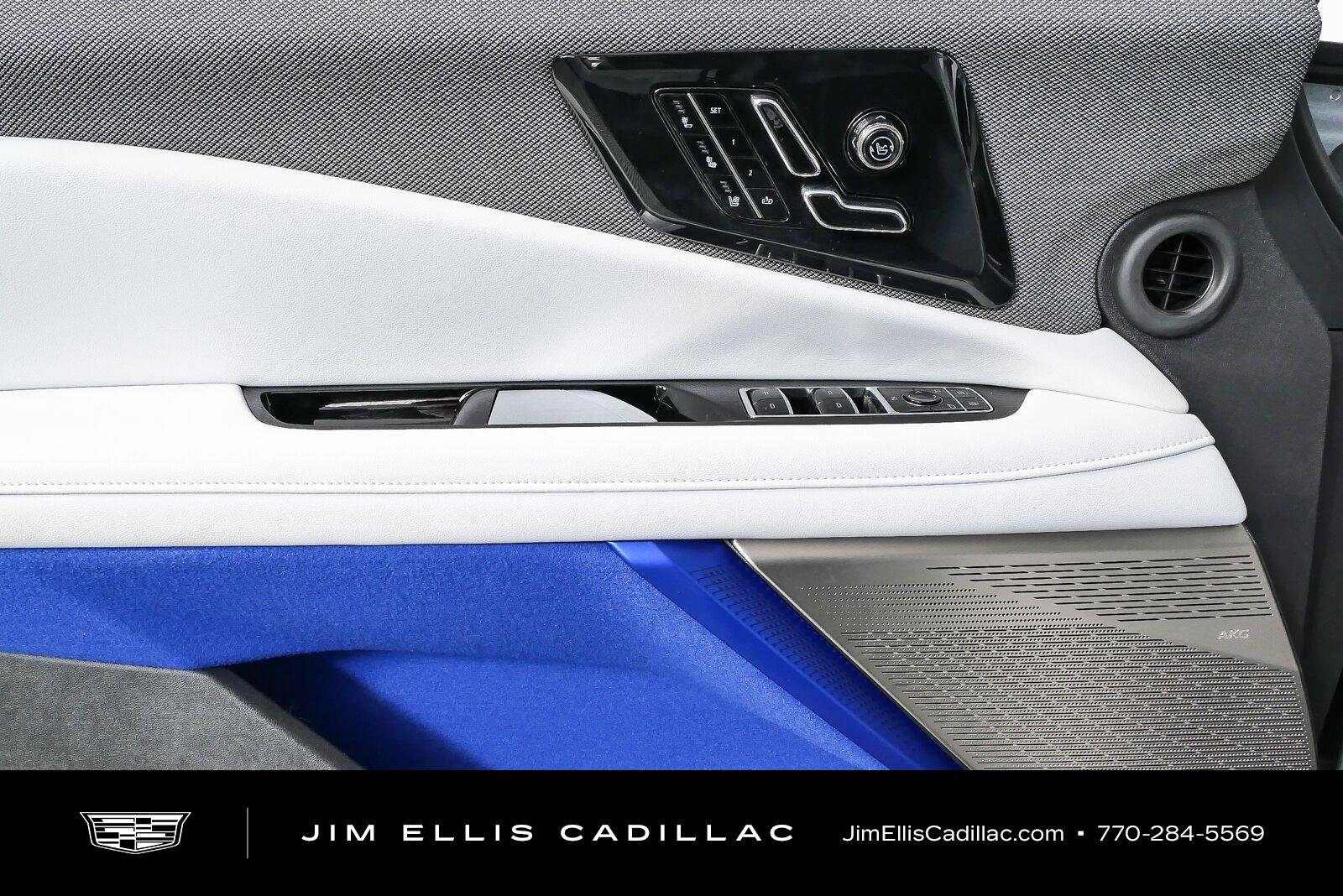 2027 Cadillac OPTIQ Premium Sport - Photo 6