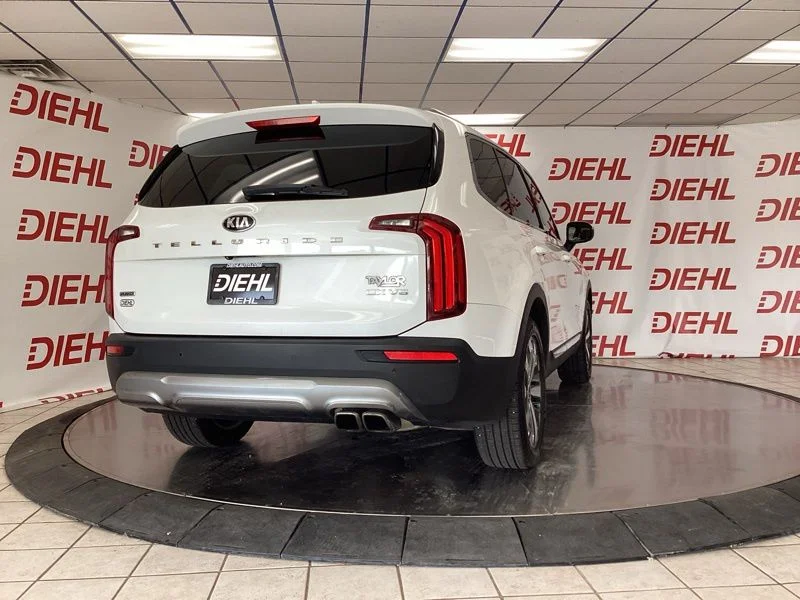 Used 2020 White Kia EX image 7
