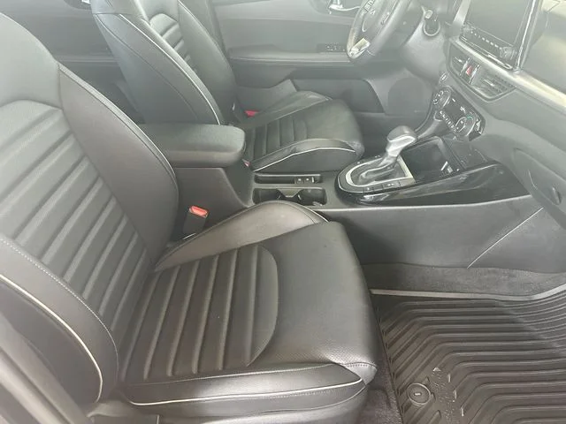 Used 2023 Black Kia GT-Line image 28