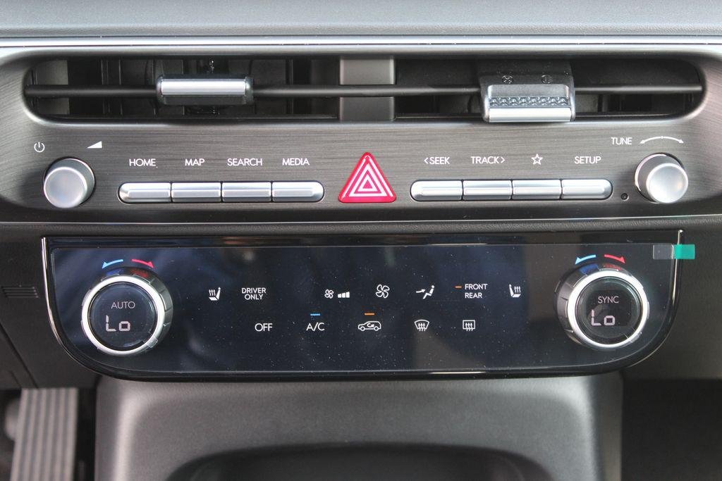 New 2026 Gray Hyundai Blue SEL 8P image 22