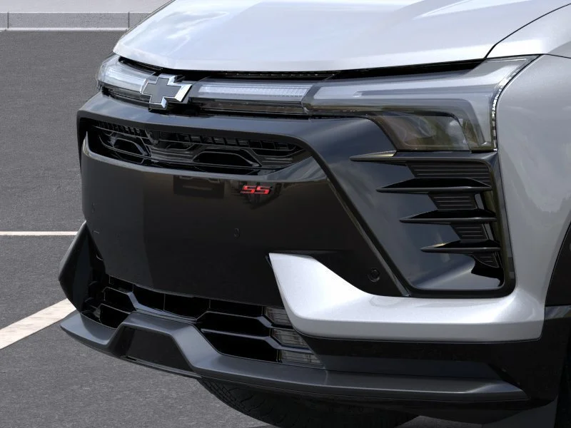 2027 Chevrolet Blazer EV SS - Photo 13
