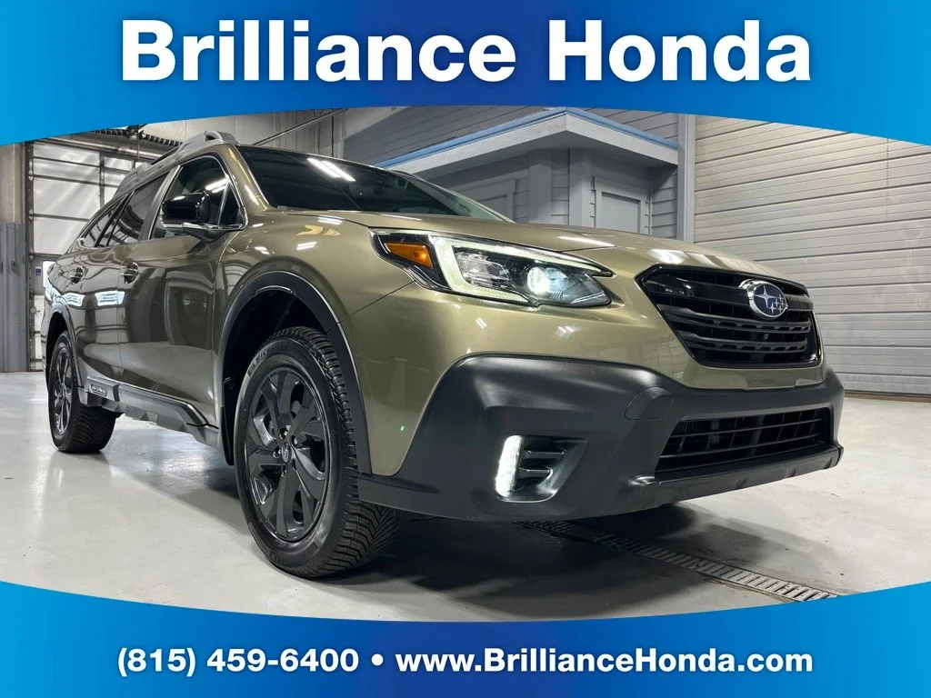 Used 2020 Green Metallic Subaru Onyx Edition XT image 1