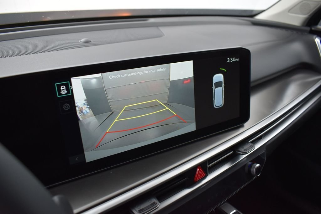 New 2026 Ivory Silver Kia S image 11