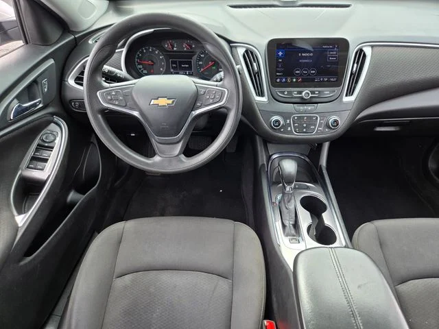Used 2022 Silver Chevrolet LT image 13