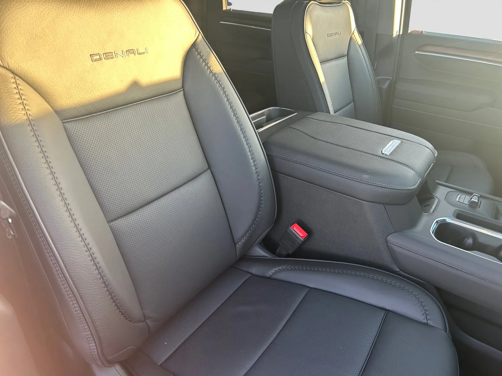 New 2026 Glacier White Tricoat GMC Denali image 12