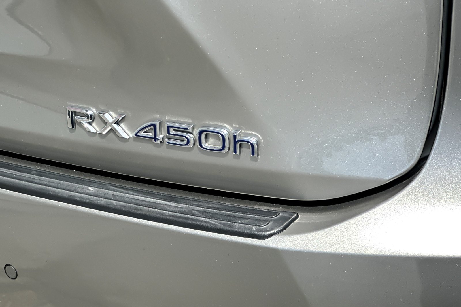 Used 2019 Atomic Silver Lexus RX 450h F SPORT image 27