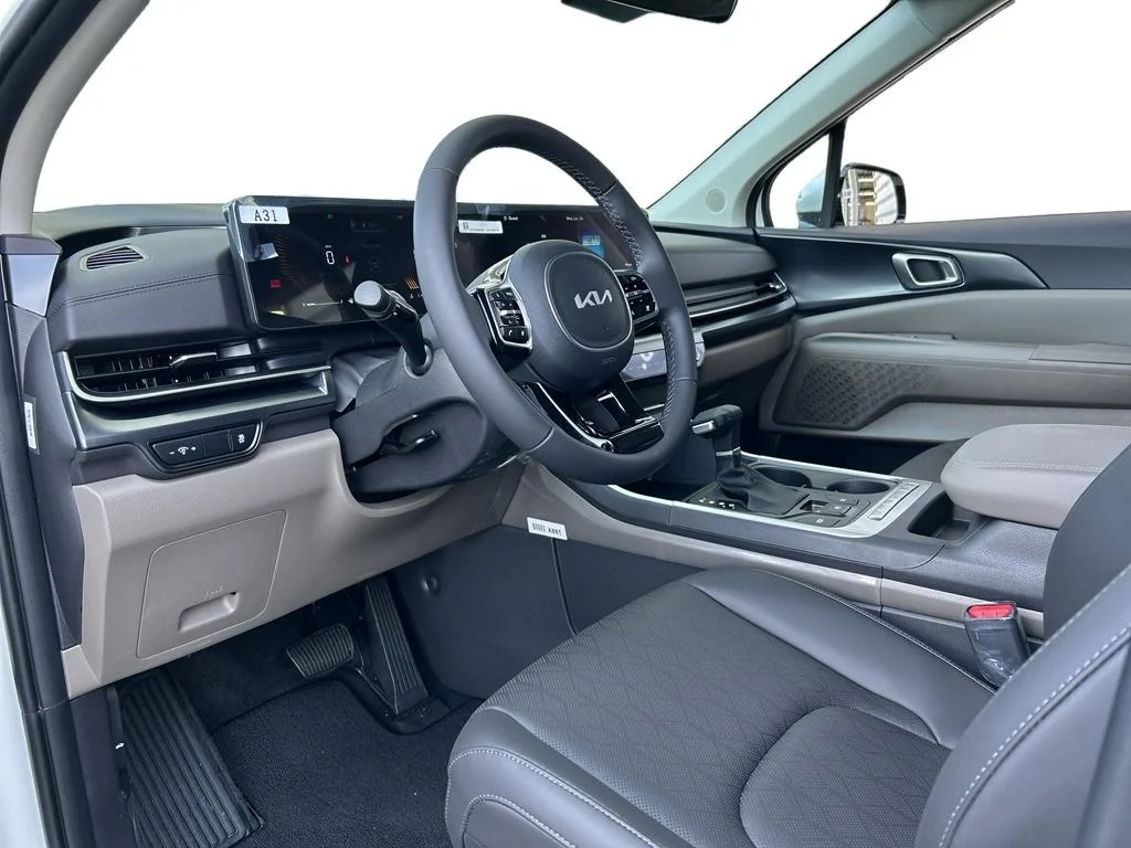 New 2026 Snow White Kia LXS image 8