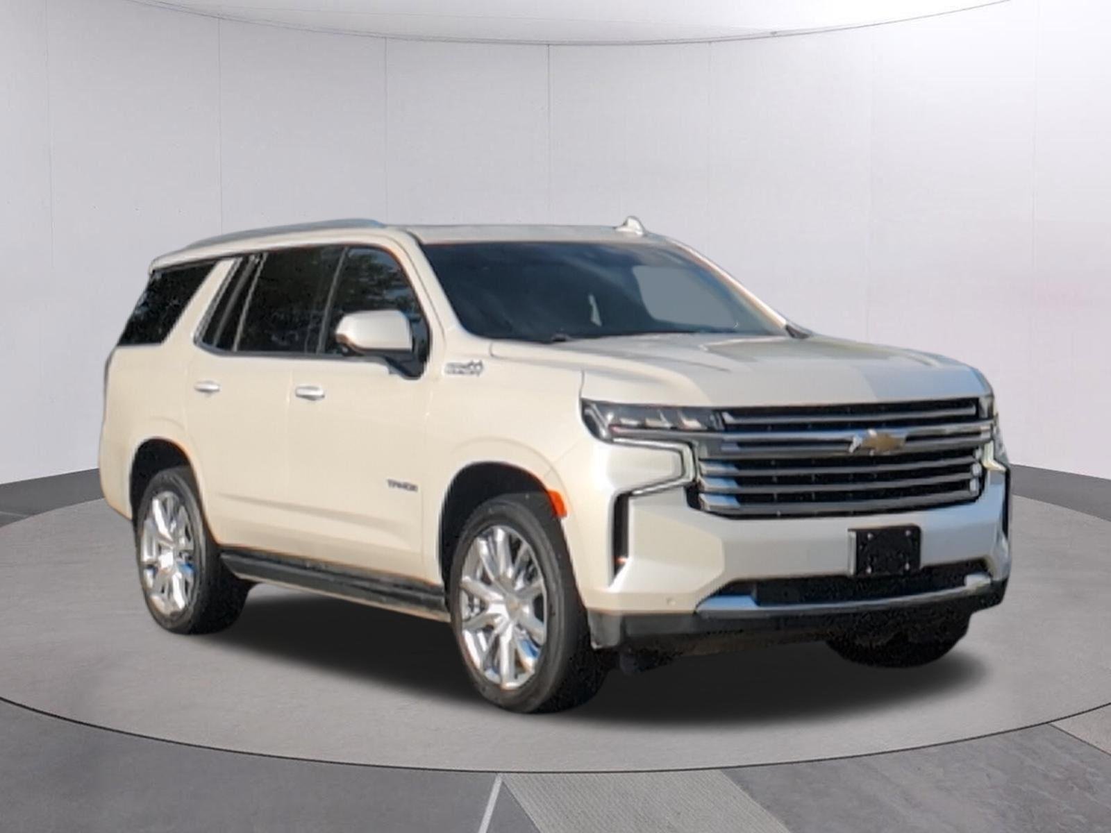 Used 2021 IRIDESCENT PEARL TRICOAT Chevrolet High Country image 9