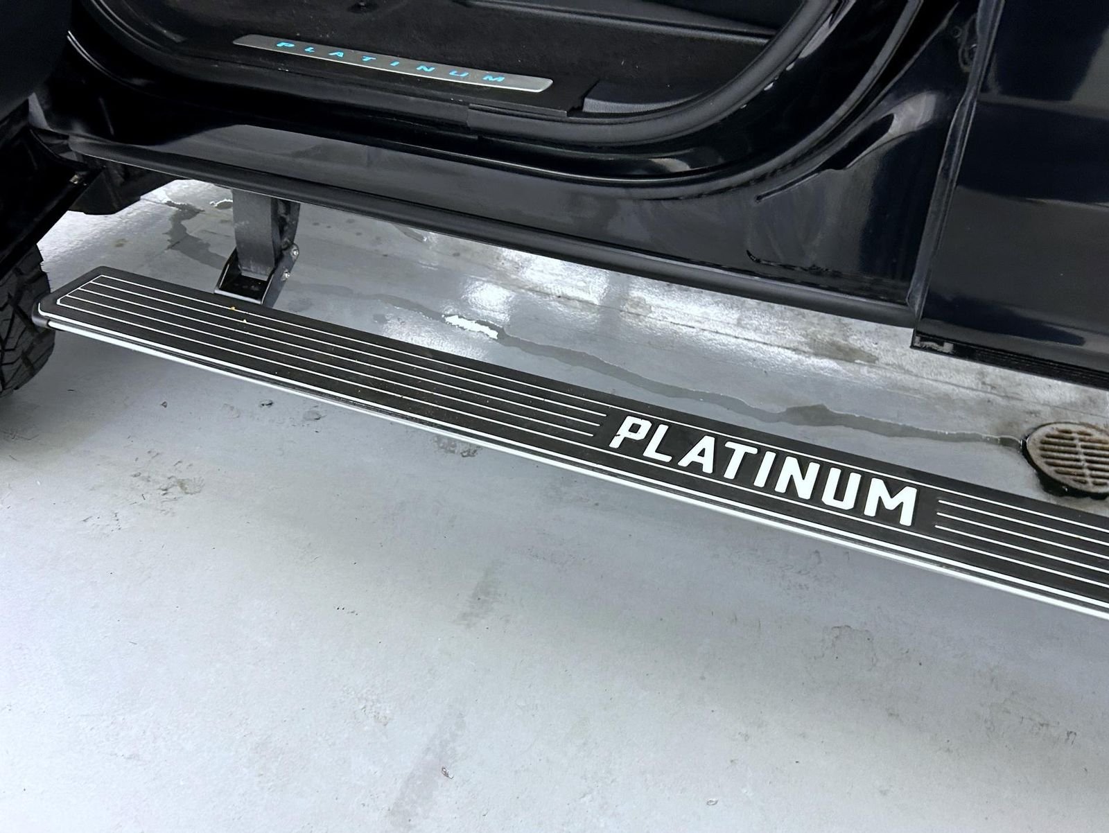 Used 2021 Agate Black Metallic Ford Platinum image 9