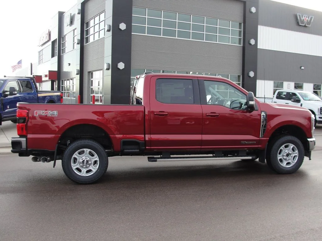 New 2026 Ruby Red Metallic Tinted Clearcoat Ford F-250® XLT image 6
