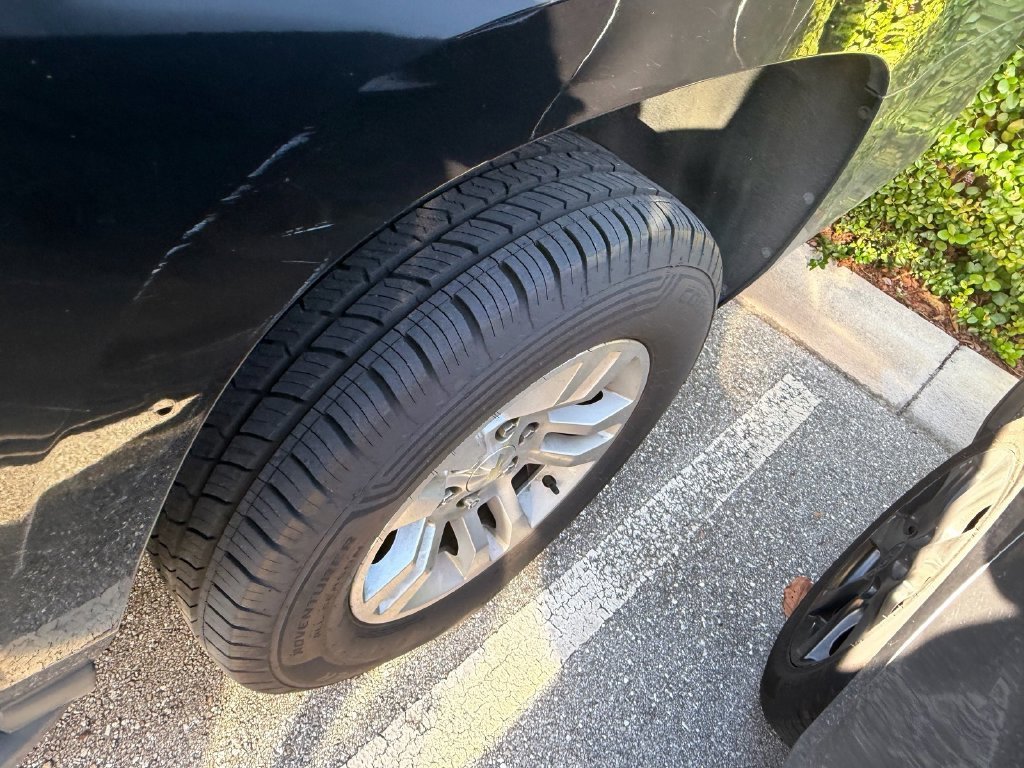 Used 2019 Black Chevrolet LT image 9