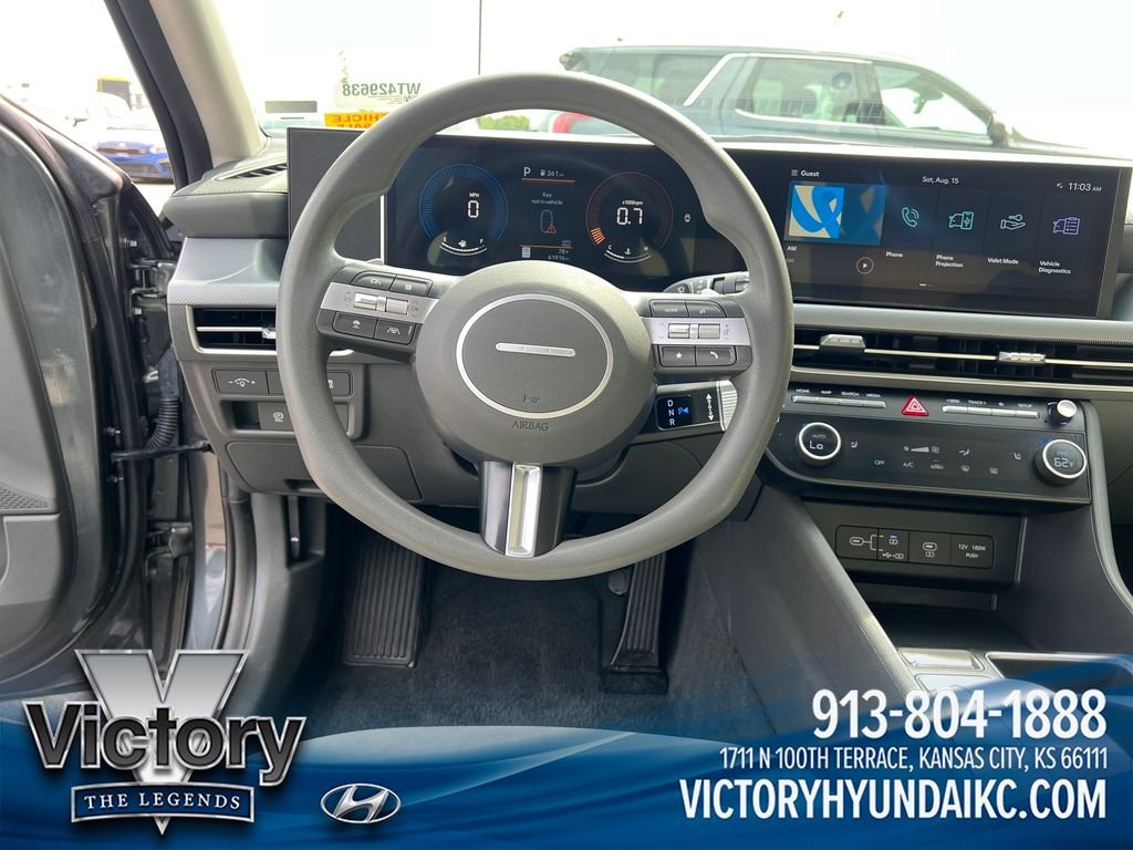 Used 2025 Gray Hyundai SEL image 13