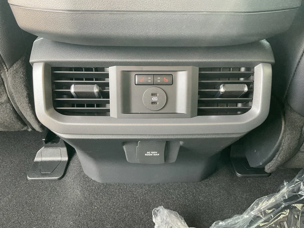 New 2026 Agate Black Metallic Ford Lariat® image 9