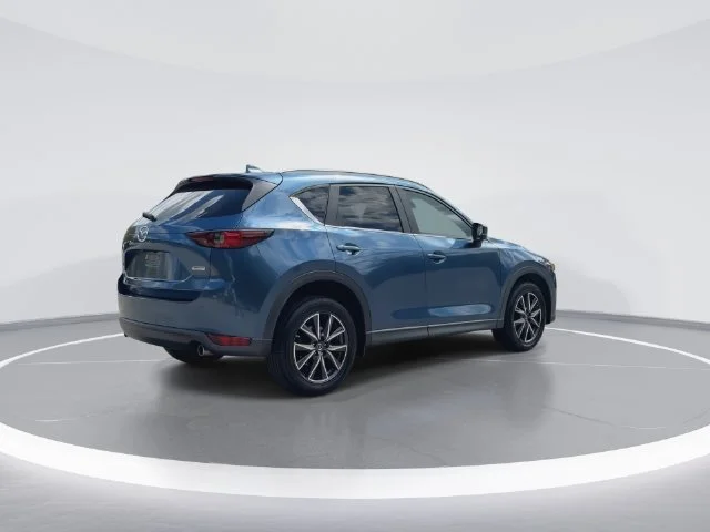 Used 2018 Blue Mazda Touring image 8