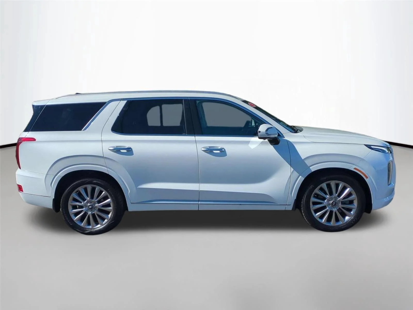 Used 2020 Hyper White Hyundai Limited image 6