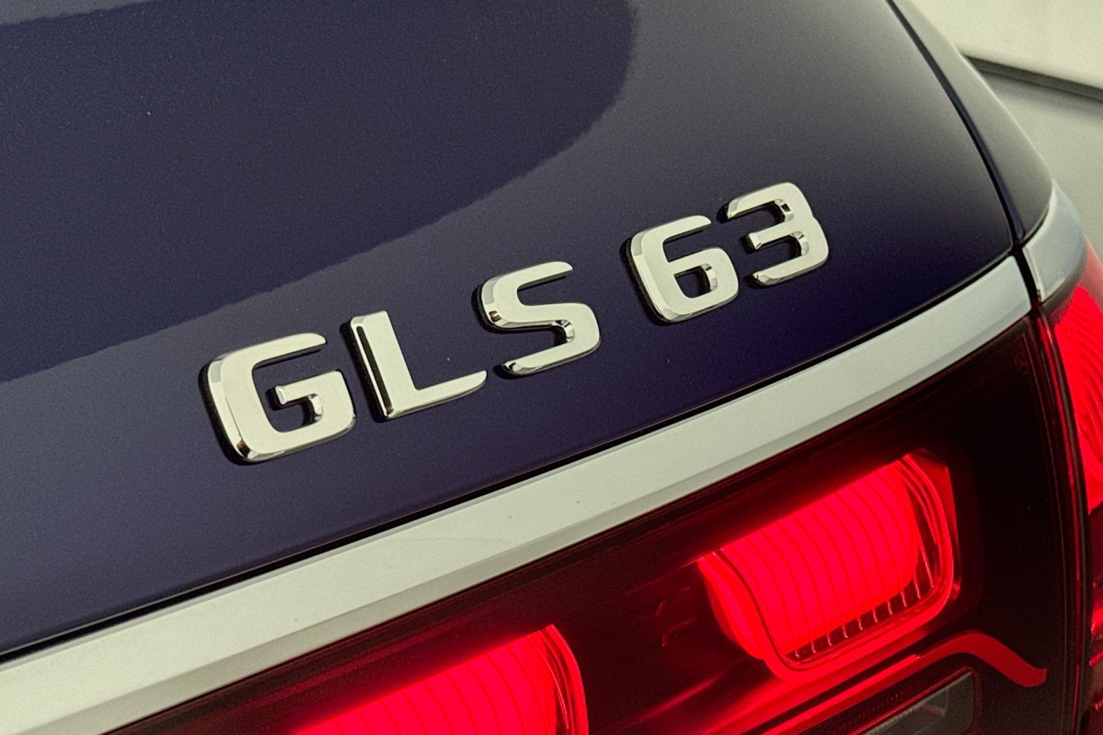 New 2026 MANUFAKTUR Mystic Blue Metallic Mercedes-Benz AMG® GLS 63 4MATIC+ SUV image 9