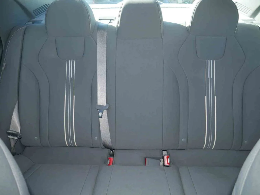 Used 2024 Silver Hyundai SEL image 27