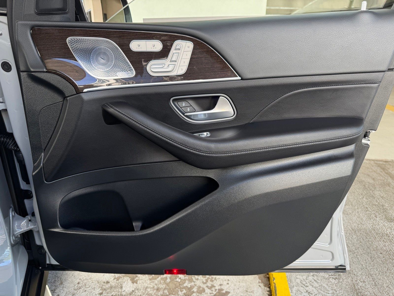 New 2026 MANUFAKTUR Alpine Grey Mercedes-Benz GLE 450 image 19