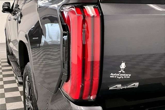 2025 Toyota Tundra Limited - Photo 36