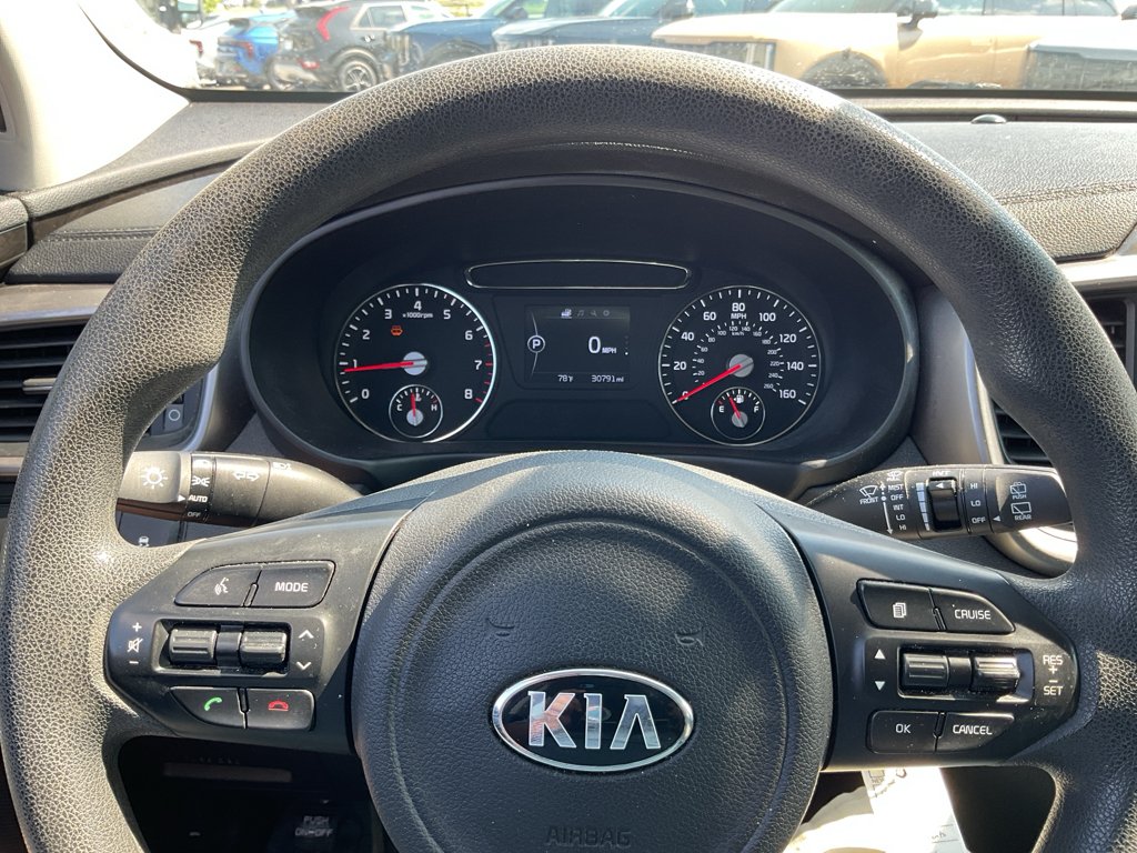 Used 2016 Dark Cherry Kia LX image 21