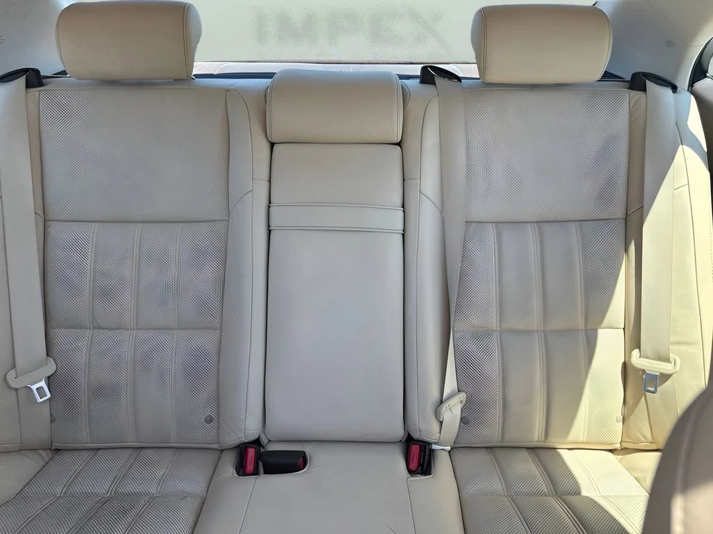 Used 2016 White Lexus 350 image 12