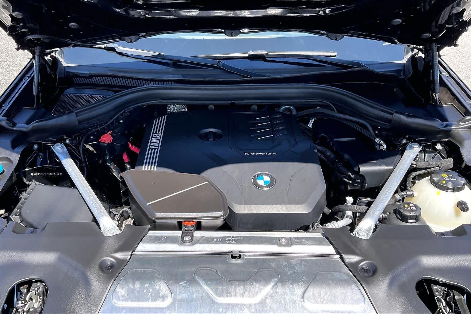 Used 2024 Black Sapphire Metallic BMW xDrive30i image 33