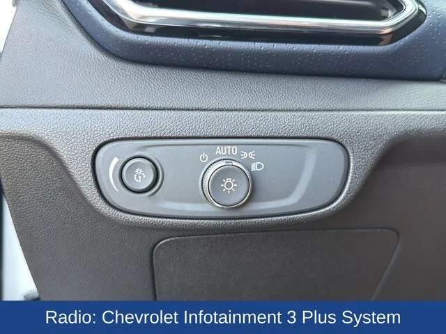 Used 2023 White Chevrolet Premier image 13