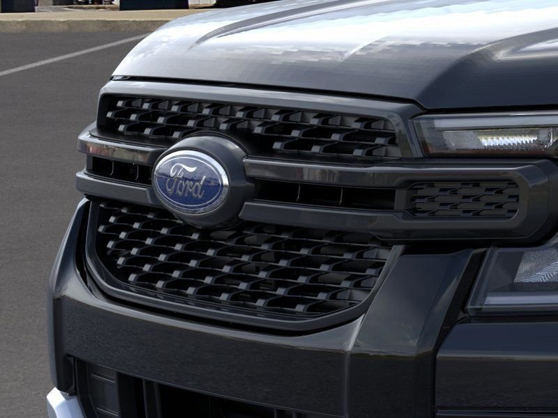 New 2026 Shadow Black Ford XLT image 38