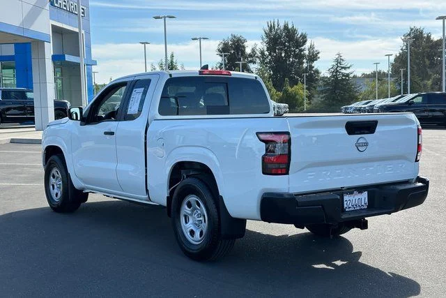 Used 2026 White Nissan S image 8