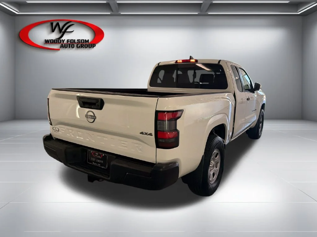 New 2027 White Nissan S image 6