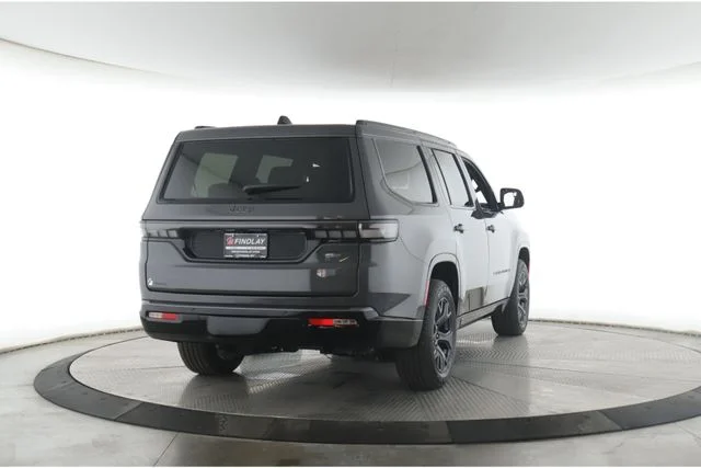 Used 2026 Gray Jeep Limited Altitude image 7