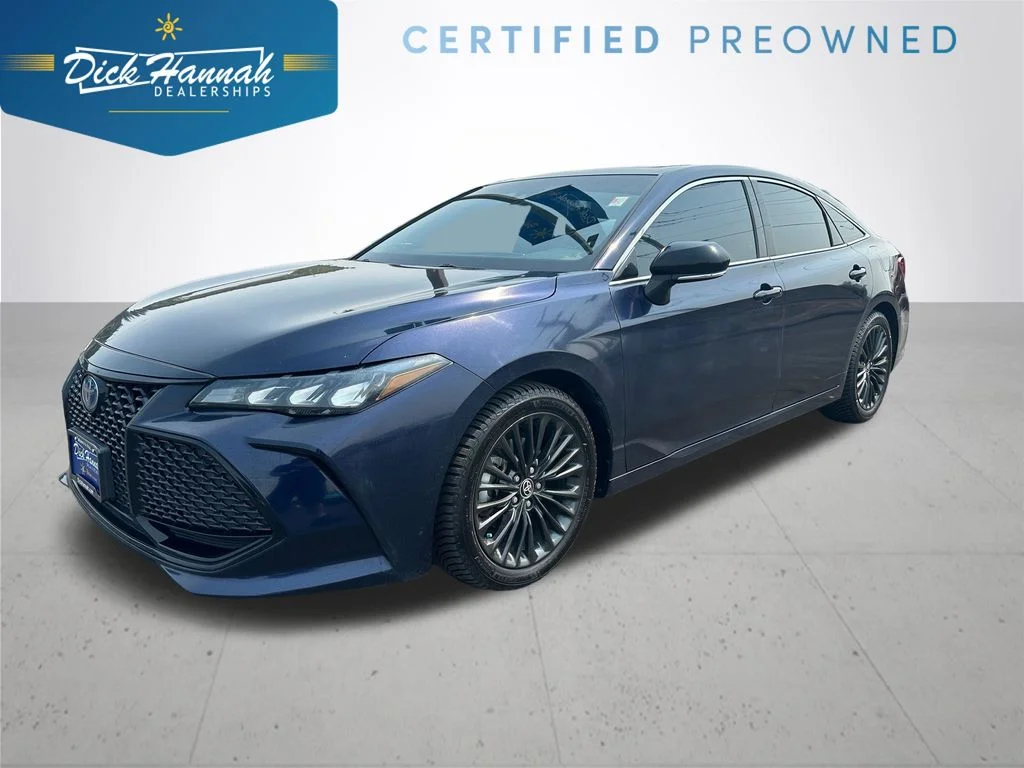 Used 2021  Toyota XSE image 1