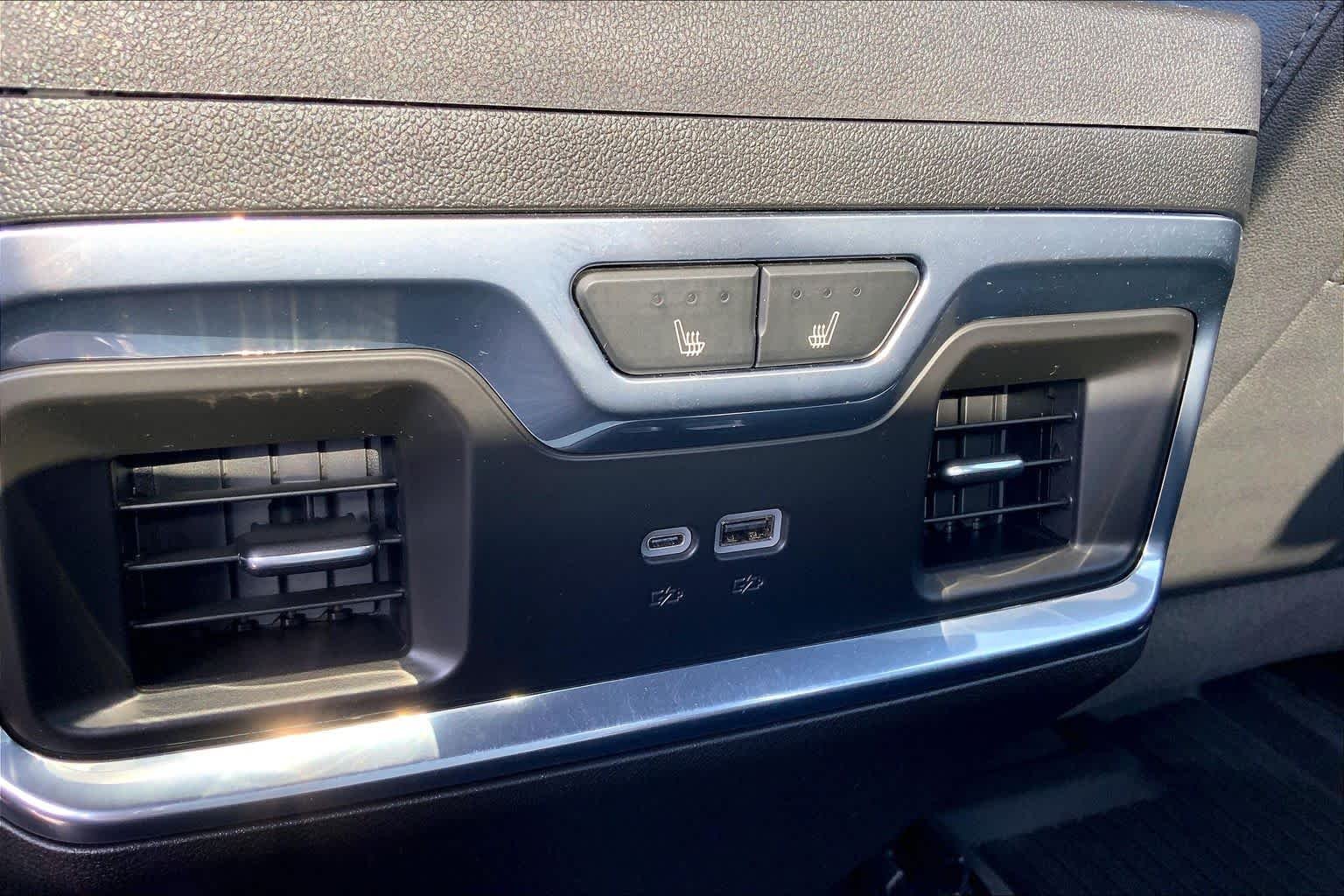 Used 2024 Iridescent Pearl Tricoat Chevrolet High Country image 36