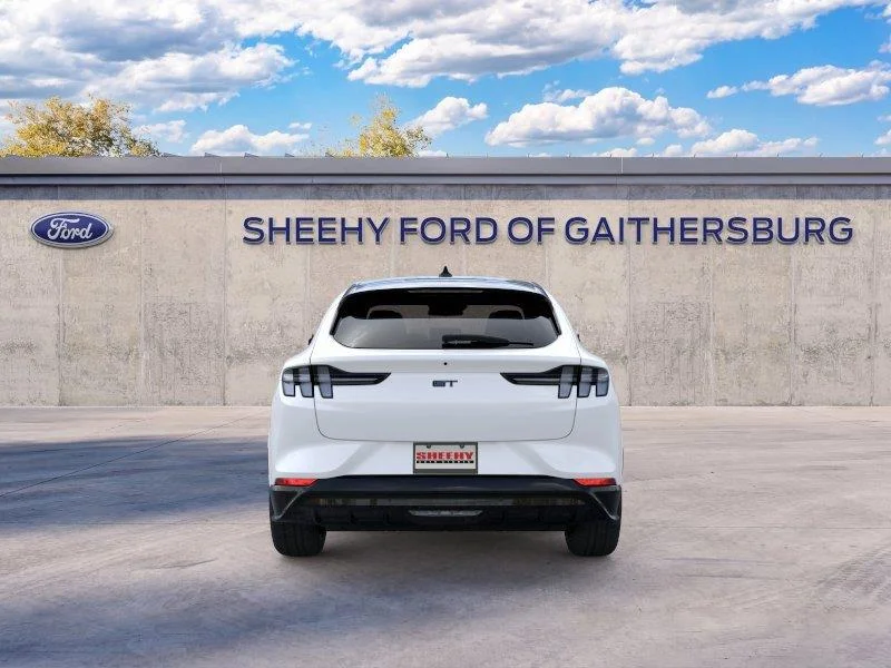 New 2026 Star White Metallic Tri-coat Ford GT image 5