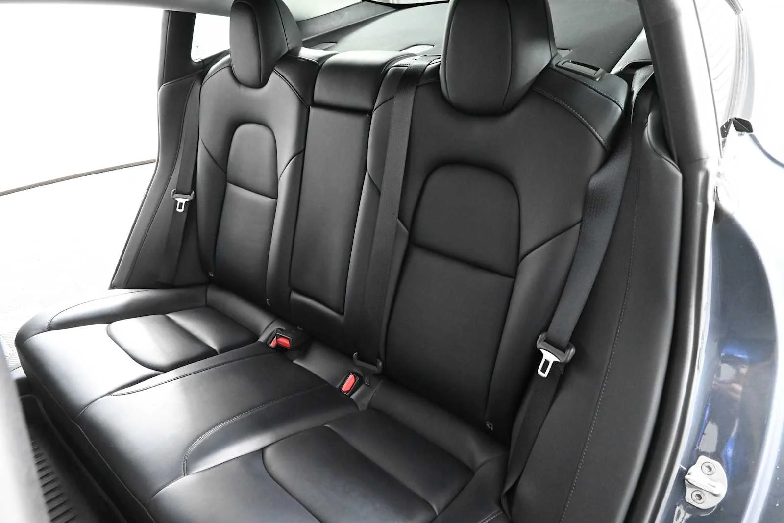 Used 2023 Midnight Silver Metallic Tesla  image 11