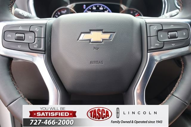 Used 2024 Iridescent Pearl Tricoat Chevrolet Premier image 23