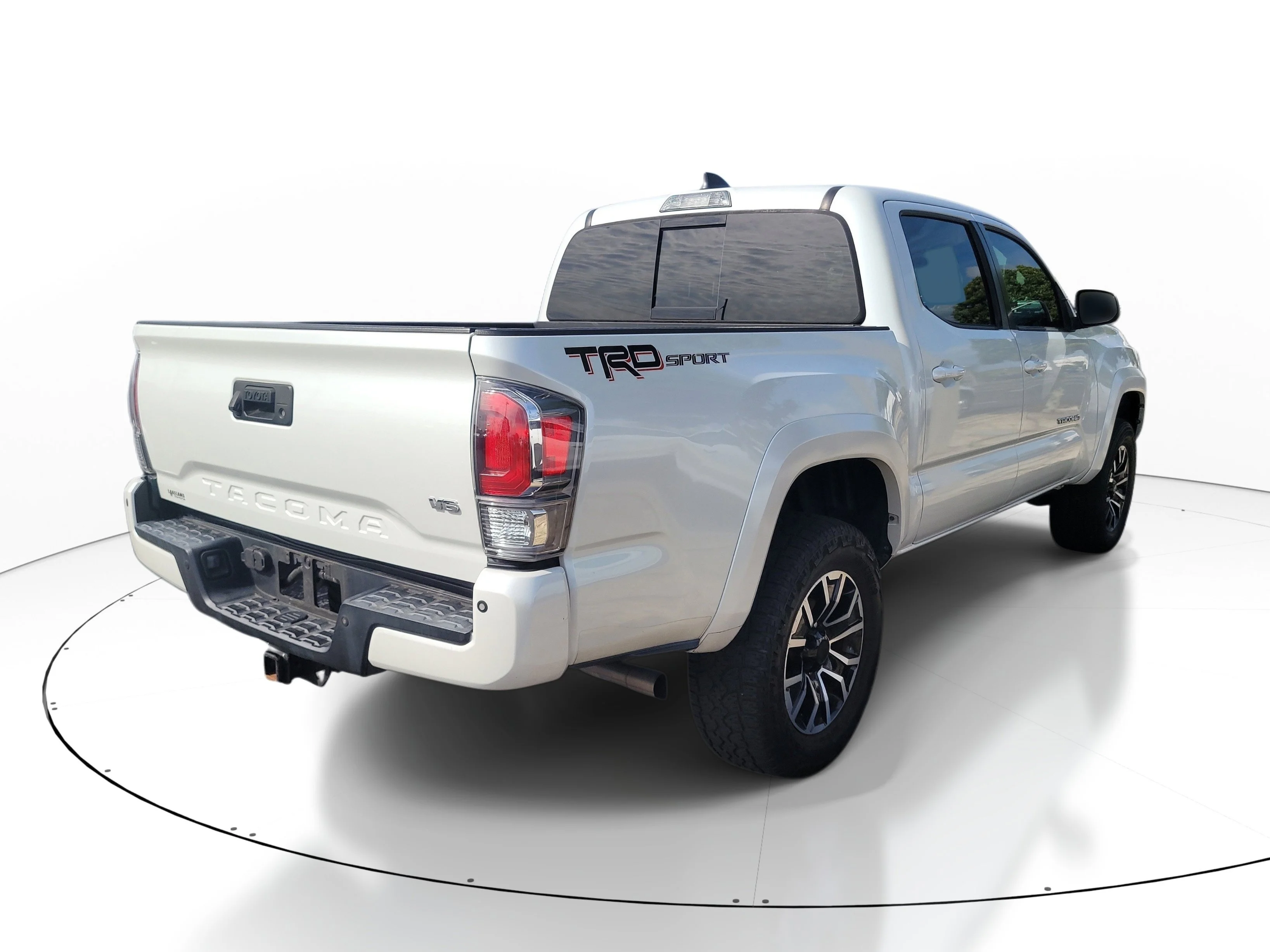 Used 2021 Wind Chill Pearl Toyota TRD Sport image 6