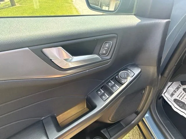 Used 2023 Vapor Blue Ford Base image 12
