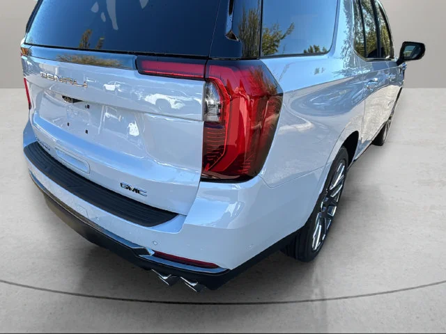 Used 2026 White GMC Denali Ultimate image 46