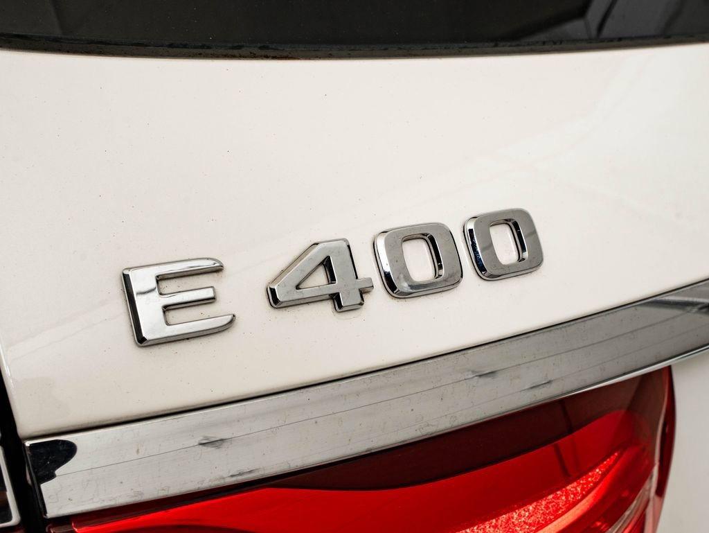 Used 2018 White Mercedes-Benz E 400 Wagon image 19
