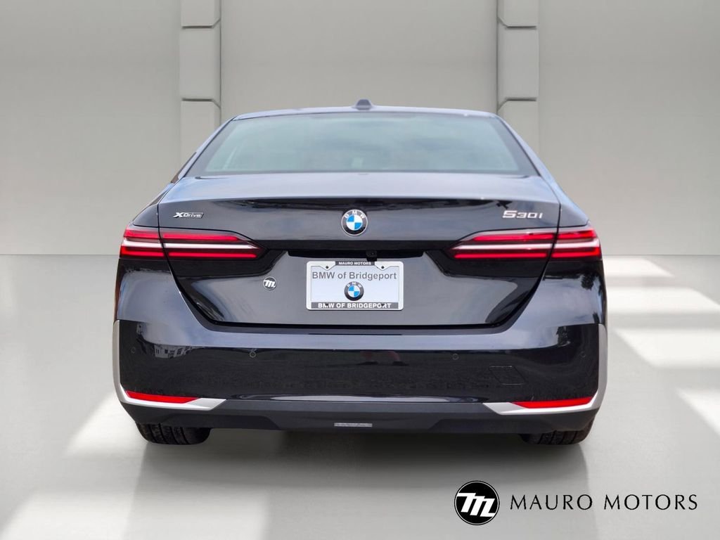 Used 2026 Black BMW 530i xDrive image 4
