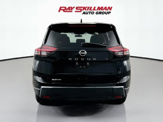 2025 Nissan Rogue SV - Photo 6