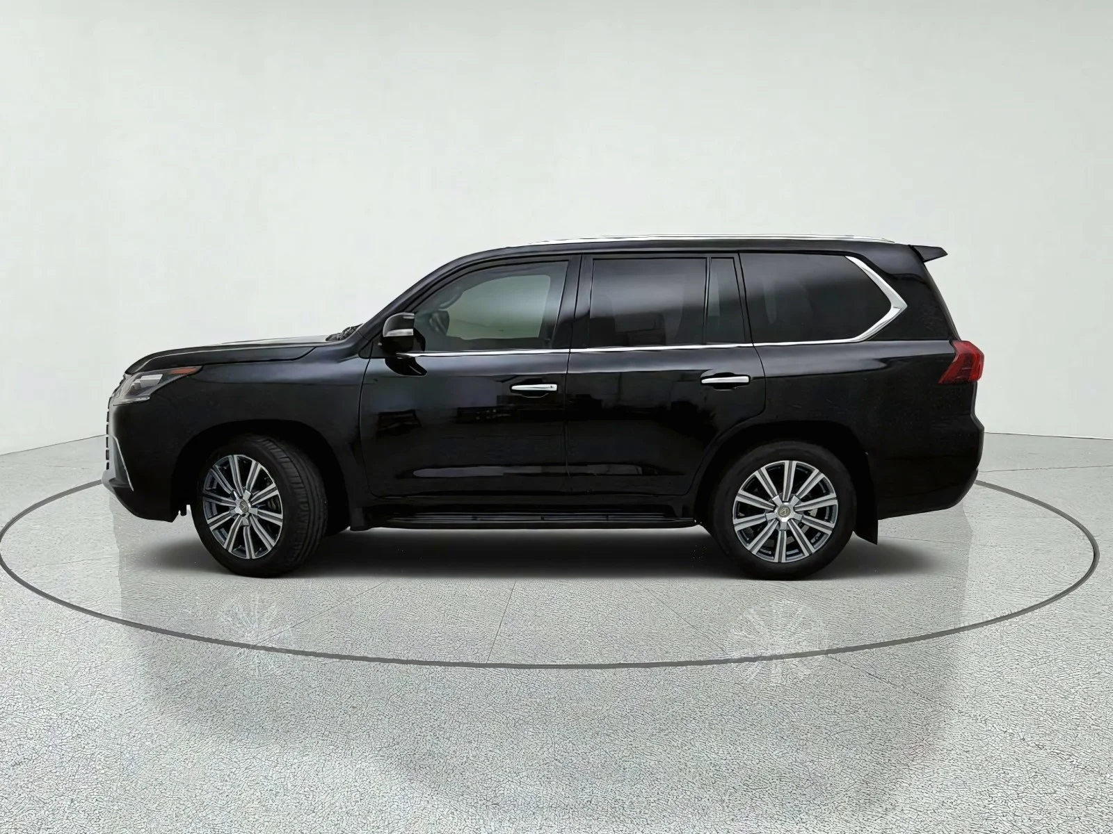 Used 2016 Black Onyx Lexus 5-DR SUV image 14
